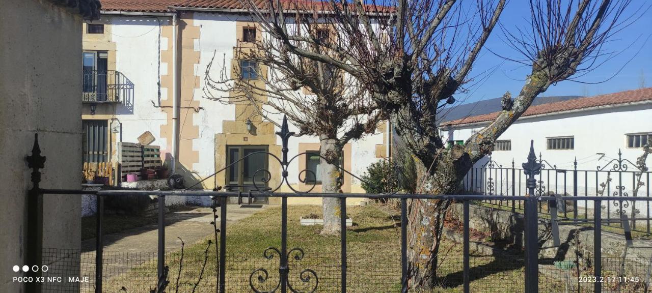 Vivienda De Uso Turistico Rio Razon Сasa de vacaciones *